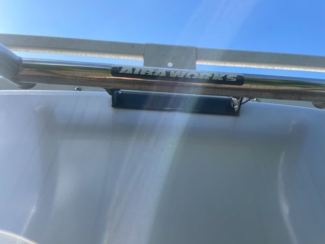 Toyota HIACE COMMUTER 2005-12 22378-21