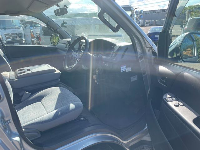 Toyota HIACE COMMUTER 2005-12 22378-8