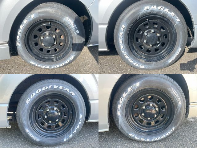 Toyota HIACE COMMUTER 2005-12 22378-24