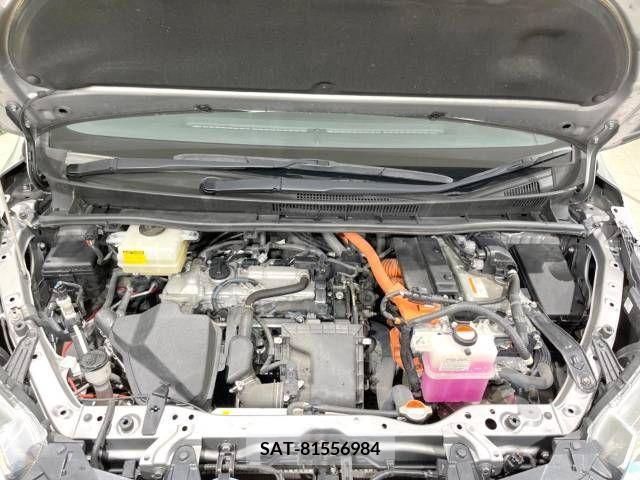 Toyota ESQUIRE 2016-05 205985-18