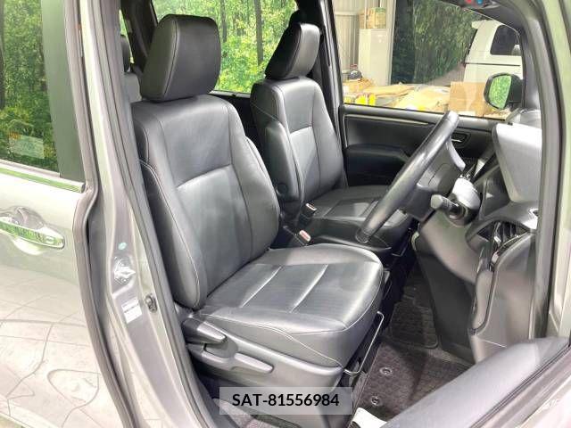 Toyota ESQUIRE 2016-05 205985-8