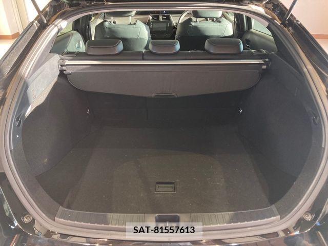 Toyota PRIUS 2020-02 322461-8