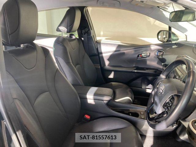 Toyota PRIUS 2020-02 322461-11