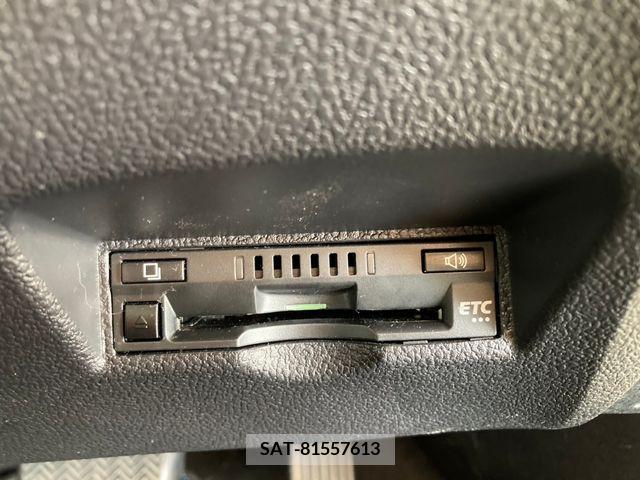 Toyota PRIUS 2020-02 322461-23