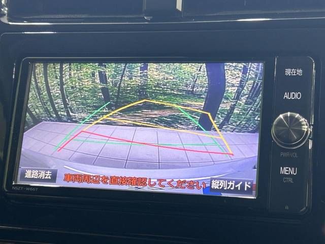 Toyota PRIUS 2017-06 12676-4