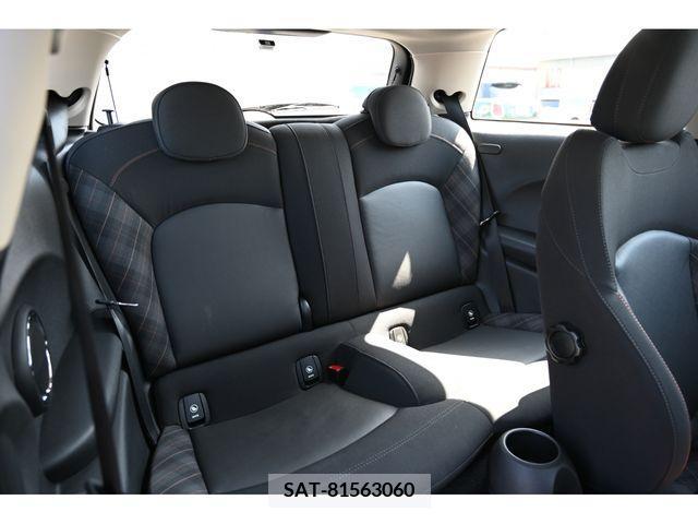 Bmw MINI 2017-10 219457-28