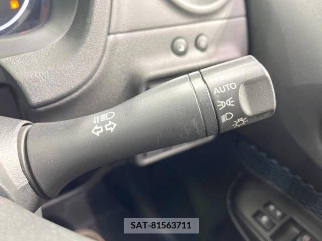 Nissan NOTE 2015-07 382416-6