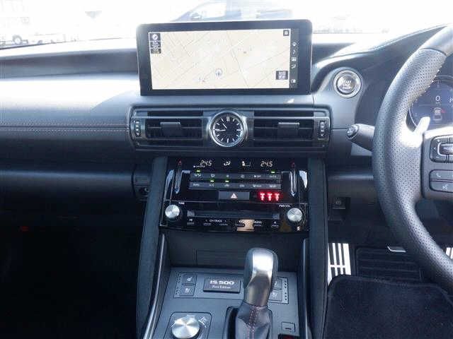 Lexus IS 2022-11 180441-4