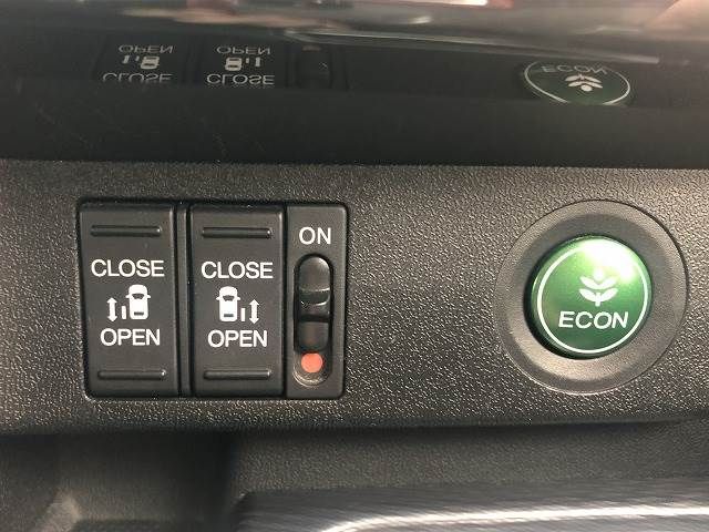 Honda e 2018-09 9388-4