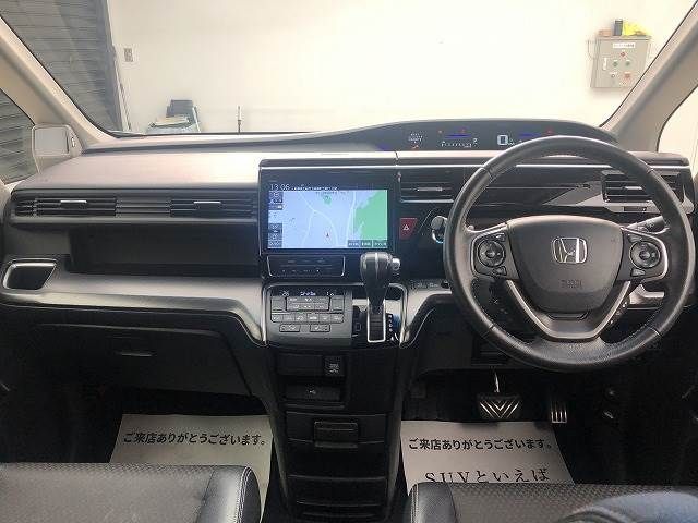 Honda e 2018-09 9388-1