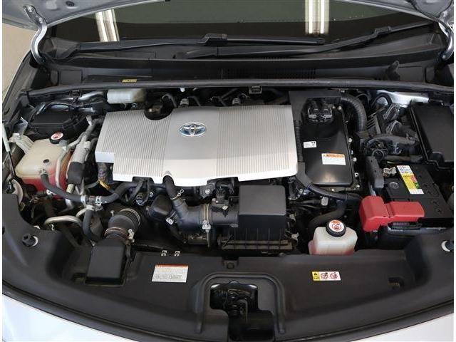 Toyota PRIUS PHV 2017-09 180564-14