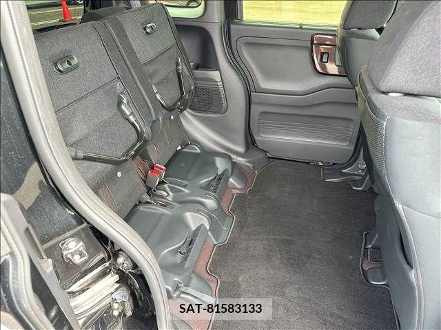 Honda N BOX CUSTOM 2017-12 306940-12