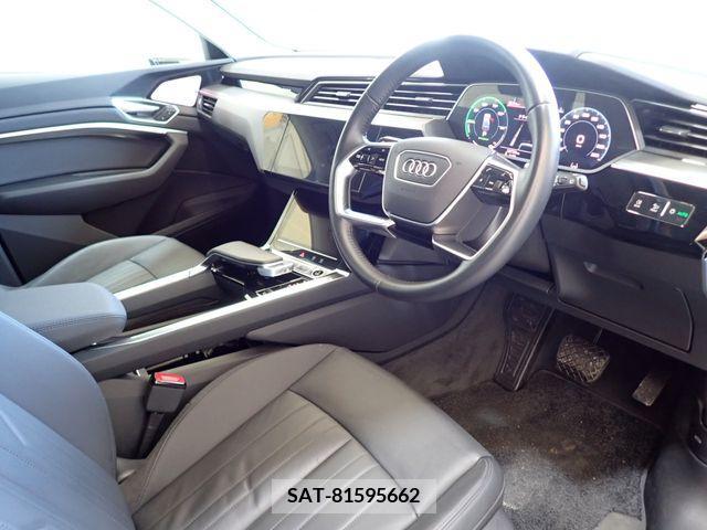 Audi E-TRON 2022-06 318048-1