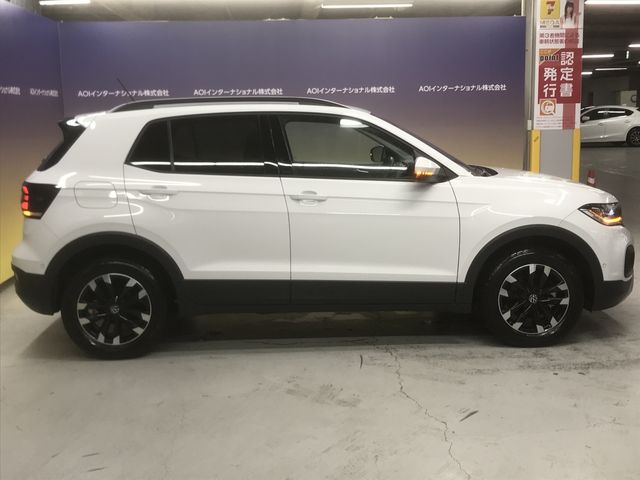 VolksWagen T-CROSS 2021-02 27251-3