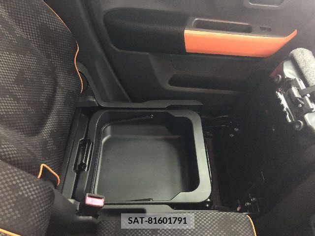 Suzuki HUSTLER 2015-12 336383-23