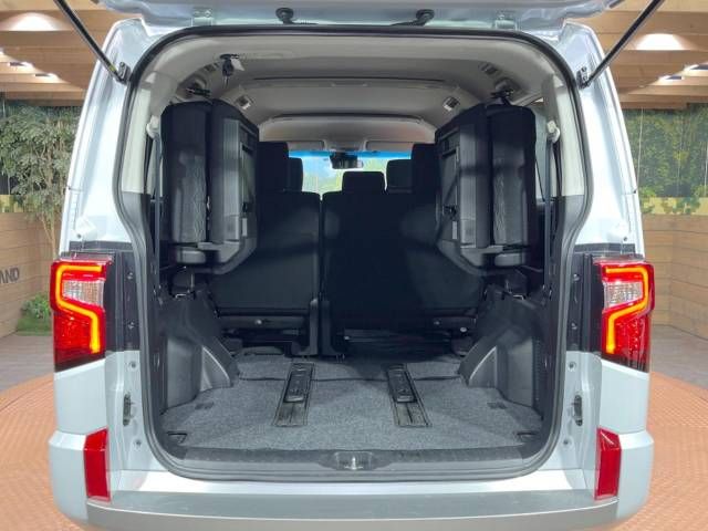 Mitsubishi DELICA D5 2023-05 19093-12