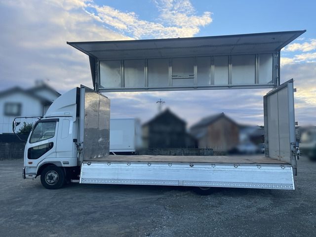 MITSUBISHI FUSO Fighter 2015-06 12-12