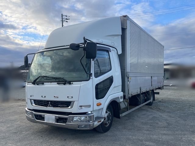 MITSUBISHI FUSO Fighter 2015-06 12-9