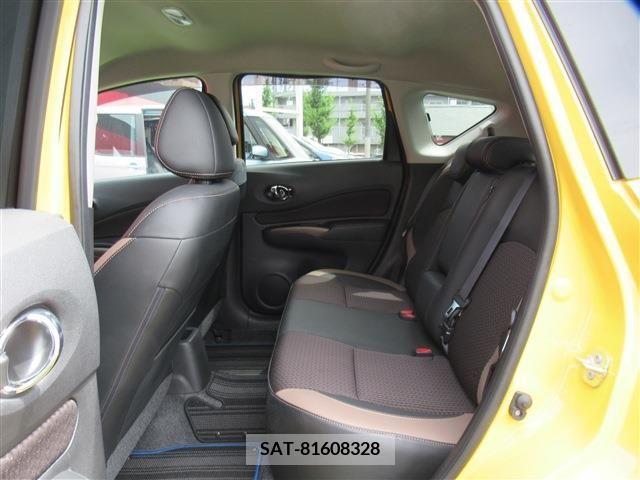 Nissan NOTE 2020-04 349943-6