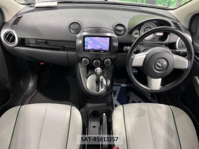 Mazda DEMIO 2009-09 267605-1
