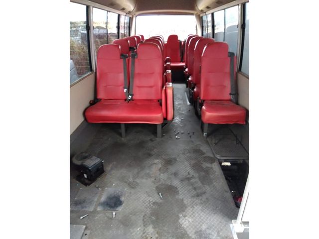 Mitsubishi ROSA 2012-11 1383-16