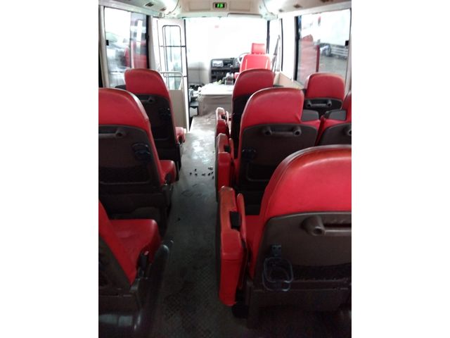 Mitsubishi ROSA 2012-11 1383-17