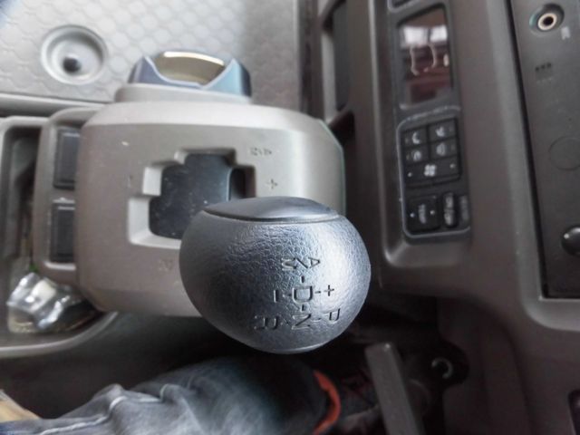 Mitsubishi ROSA 2012-11 1383-15