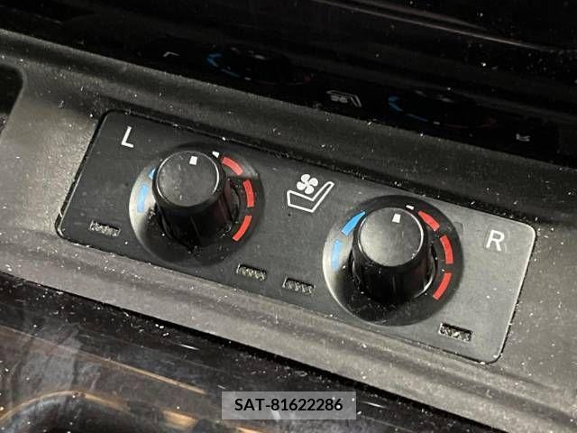 Toyota ALPHARD 2018-04 222830-8