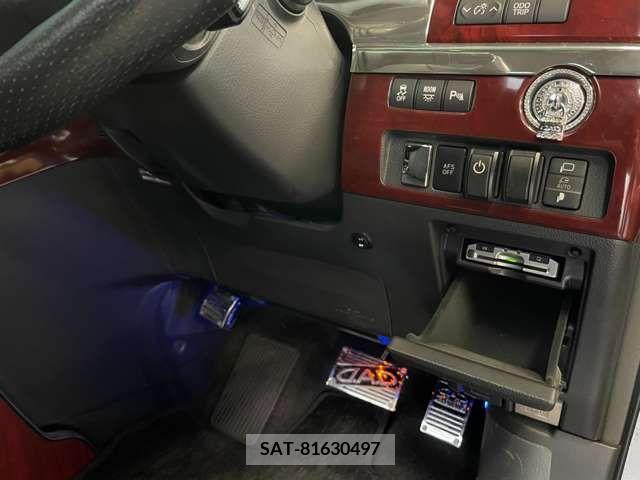 Toyota VELLFIRE 2008-12 334989-16