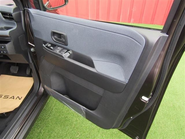 Nissan Sakura 2022-06 17393-15
