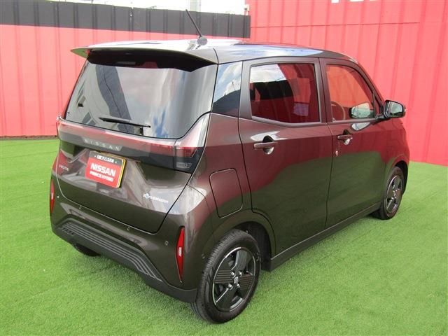 Nissan Sakura 2022-06 17393-24