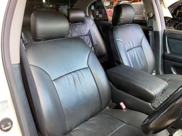 Toyota ARISTO 2000-12 187875-9