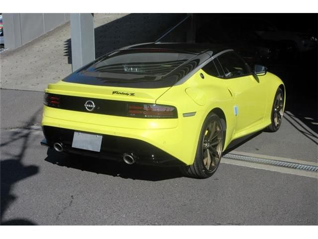 Nissan FAIRLADY Z 2023-01 23115-3