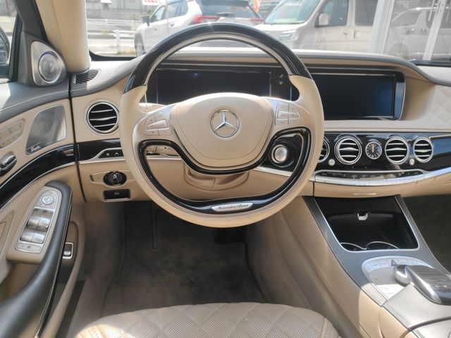 Mercedes Benz S-CLASS 2015-06 25146-4