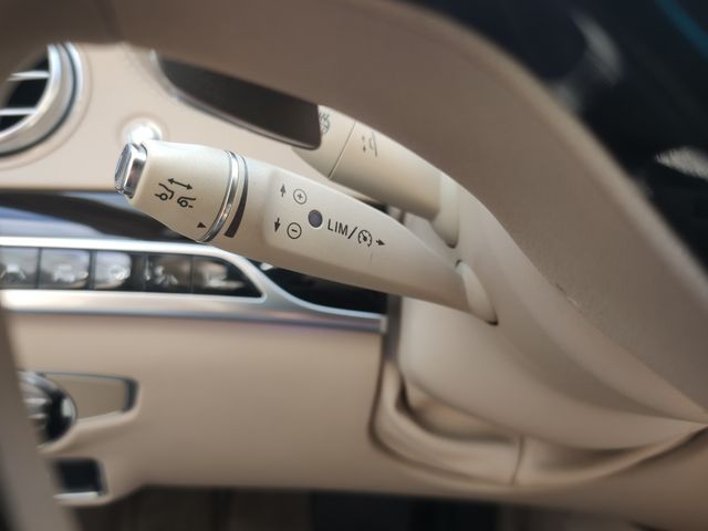 Mercedes Benz S-CLASS 2015-06 25146-7