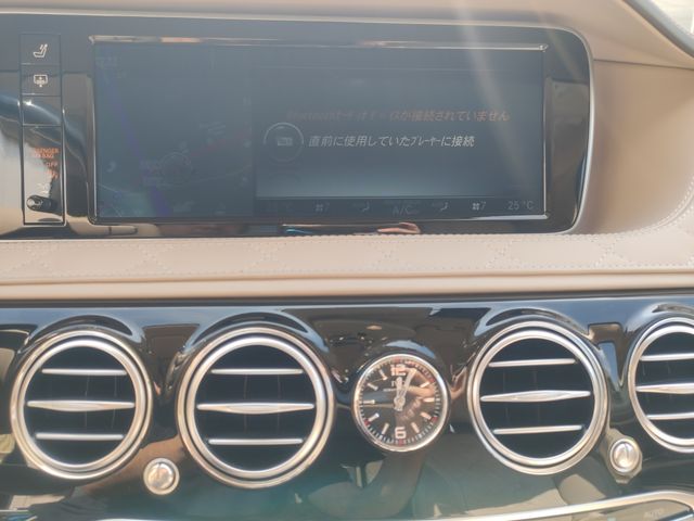 Mercedes Benz S-CLASS 2015-06 25146-10