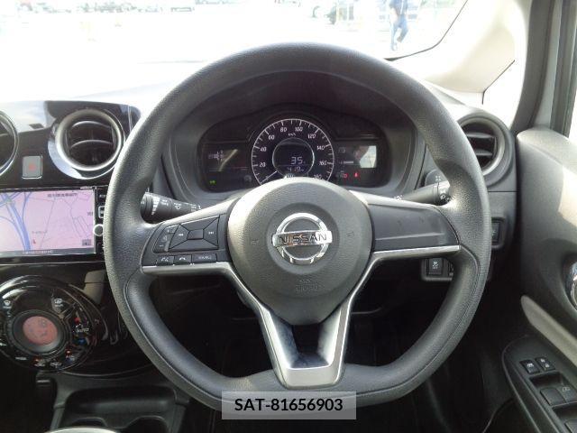 Nissan NOTE 2017-06 365502-6