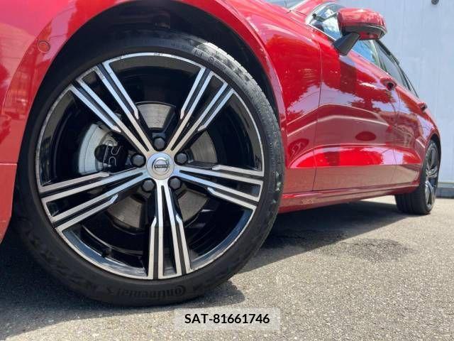 Volvo V60 2019-08 394898-14