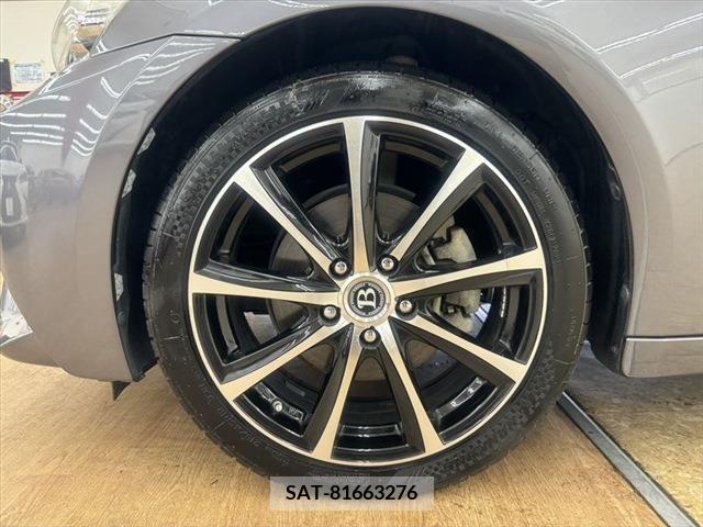 Lexus IS 2013-08 354058-14