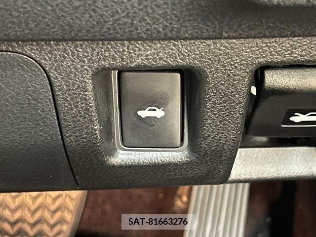 Lexus IS 2013-08 354058-8
