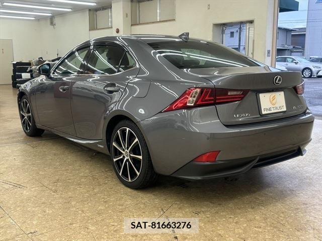 Lexus IS 2013-08 354058-20