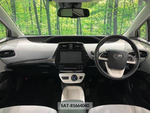 Toyota PRIUS 2016-05 209776-1