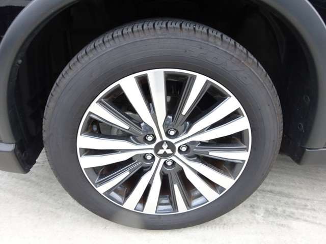 Mitsubishi OUTLANDER 2019-07 25064-13