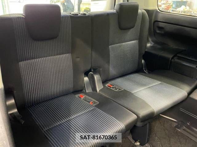 Toyota VOXY 2015-10 351602-10