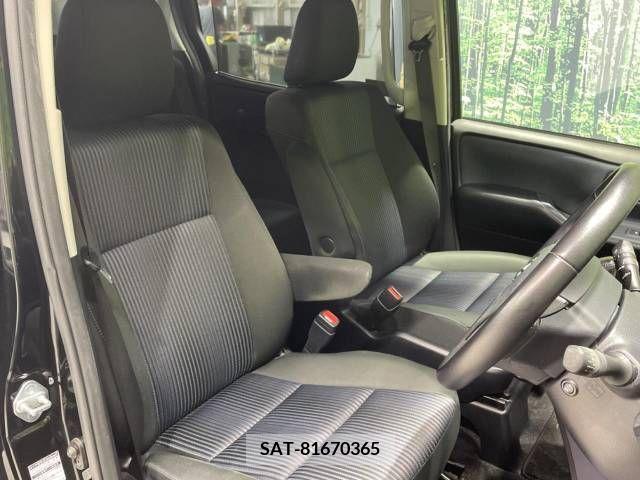 Toyota VOXY 2015-10 351602-8