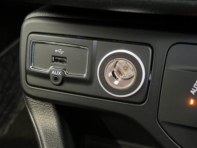 Jeep RENEGADE 2018-06 195774-7