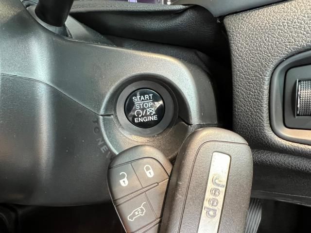 Jeep RENEGADE 2018-06 195774-10