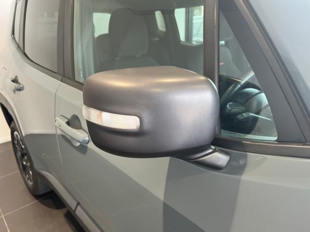Jeep RENEGADE 2018-06 195774-26