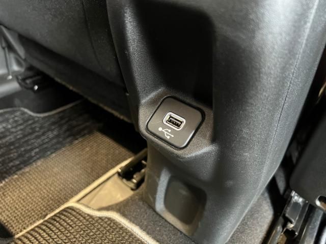 Jeep RENEGADE 2018-06 195774-15
