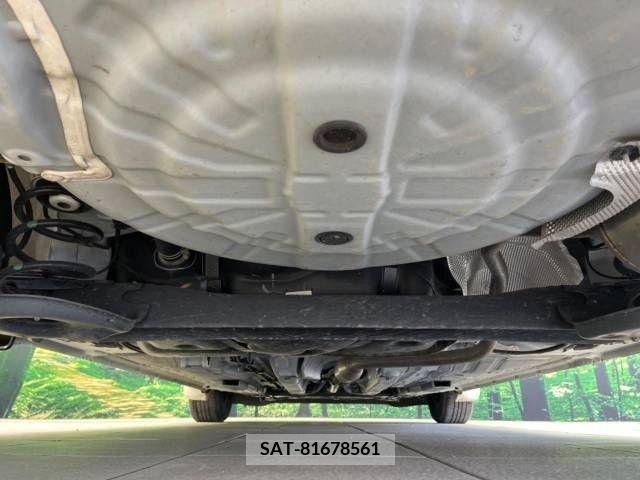 Nissan NOTE 2018-03 279856-19